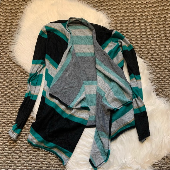 Charlotte Russe Sweaters - Charlotte Russe Striped Sweater Top Size Medium